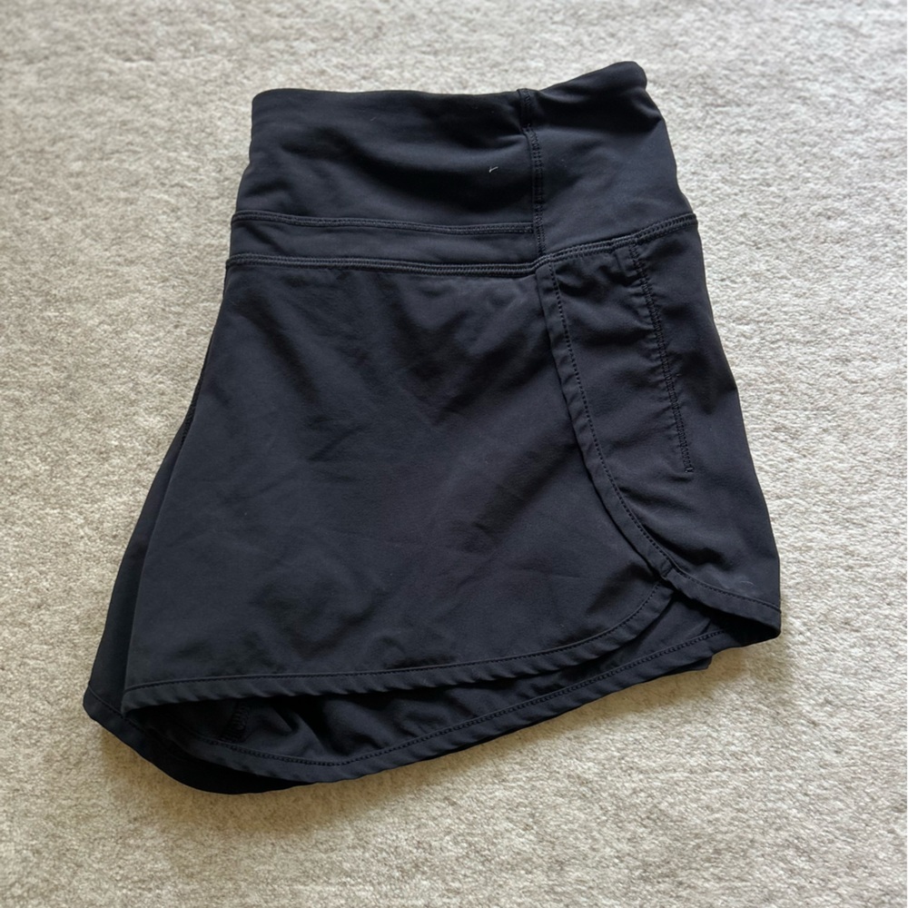 Women’s black lululemon shorts size 8